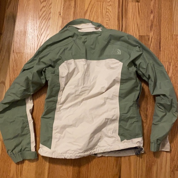 Womens North Face Jacket in Green and off white M - Picture 5 of 7
